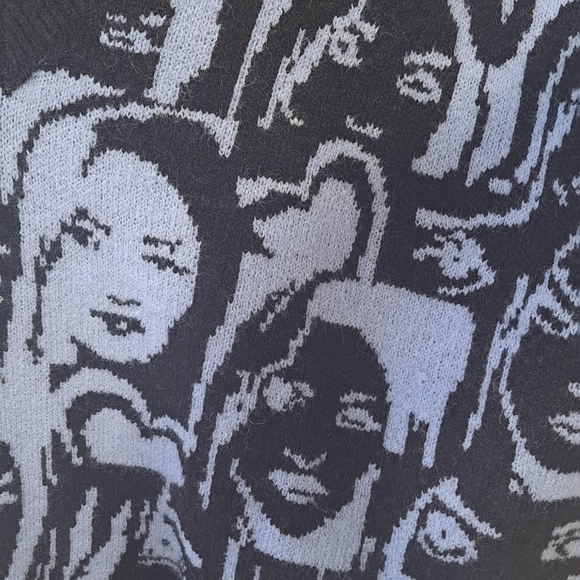 NWOT- Shein Color block, graphic print, sweater, Size 2X. - Picture 12 of 14